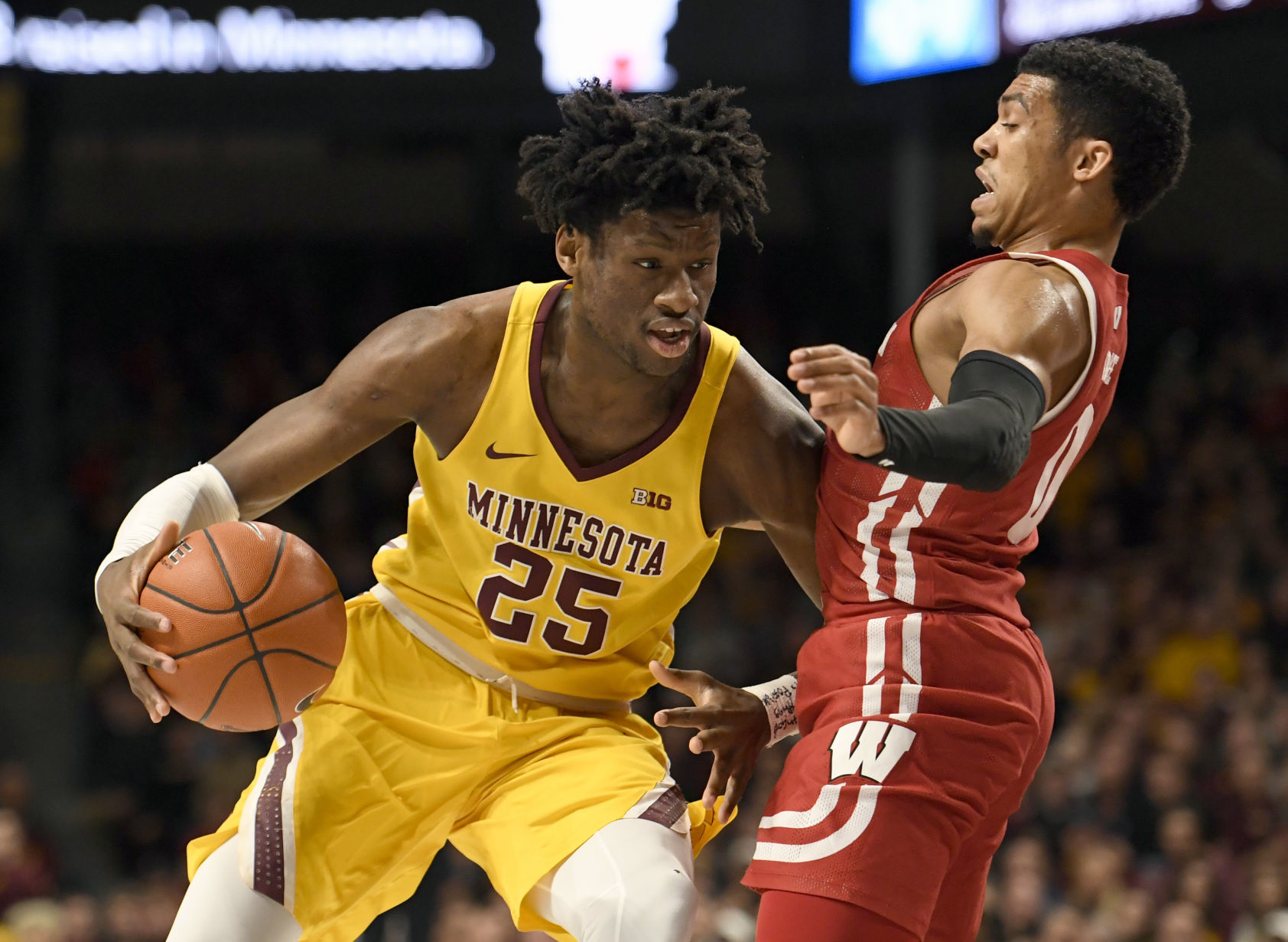 Golden Gophers 70, Badgers 52
